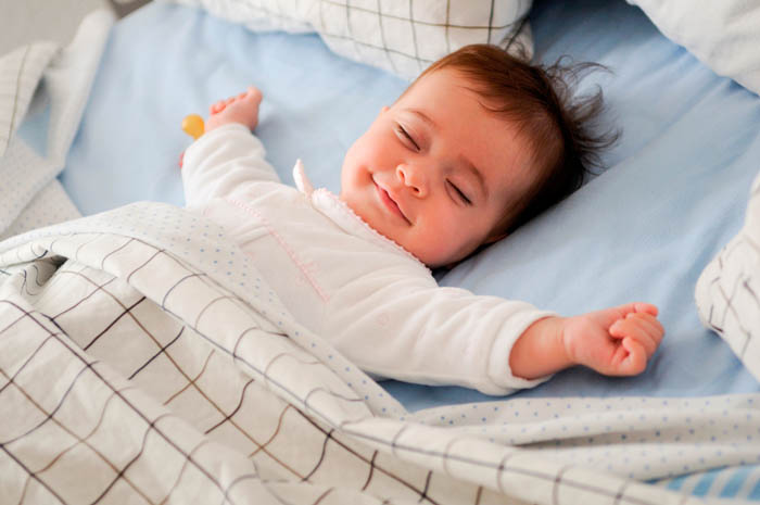 Как приучить ребенка к дневному сну
